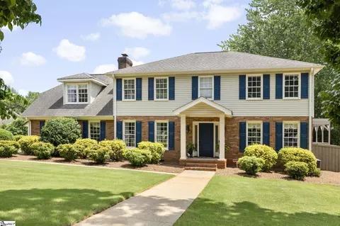 4 Brynhurst Ct, Greenville, SC 29615