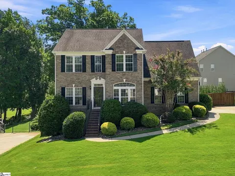 51 Meadow Rose Dr, Travelers Rest, SC 29690