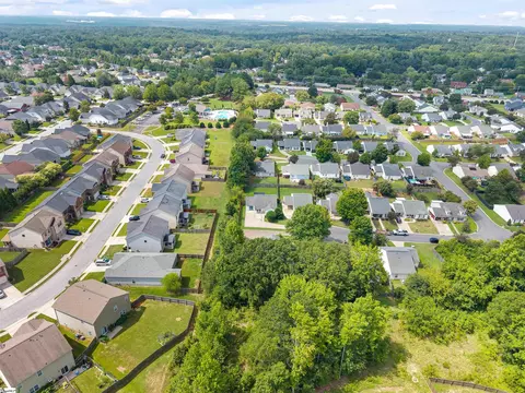 View/Area - 712 Larado Ct, Moore, SC 29369 photo 4 of 7