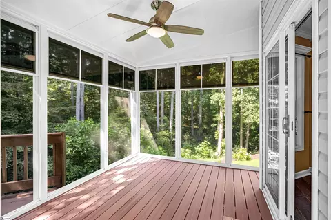 Exterior - 511 Shadetree Ct, Moore, SC 29369 photo 4 of 18