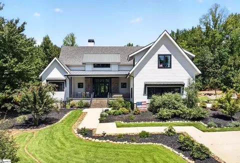 3 Hall Rd, Greenville, SC 29609