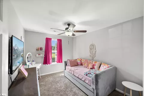 Bedroom - 208 Redfern Ct, Easley, SC 29640 photo 7 of 13