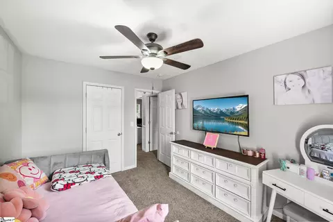 Bedroom - 208 Redfern Ct, Easley, SC 29640 photo 9 of 13