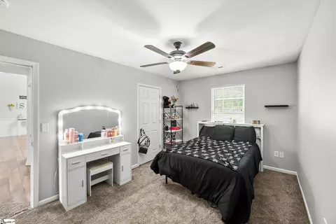 Bedroom - 208 Redfern Ct, Easley, SC 29640 photo 2 of 13
