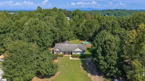 View/Area - 208 Redfern Ct, Easley, SC 29640 photo 9 of 9