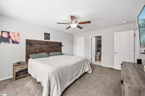 Bedroom - 208 Redfern Ct, Easley, SC 29640 photo 11 of 13
