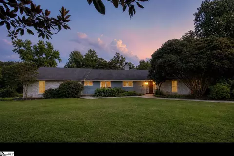1133 Tubbs Mountain Rd, Travelers Rest, SC 29690