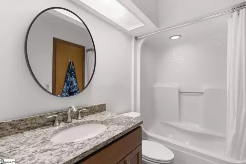 Bath - 105 Mitchell Ave, Clemson, SC 29631 photo 1 of 4