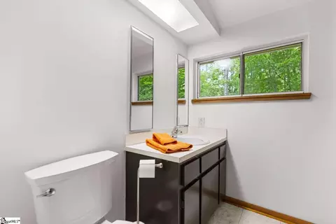 Bath - 105 Mitchell Ave, Clemson, SC 29631 photo 3 of 4