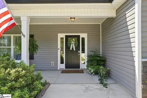 Exterior - 314 Roscoe Dr, Greer, SC 29651 photo 6 of 12