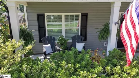 Exterior - 314 Roscoe Dr, Greer, SC 29651 photo 7 of 12