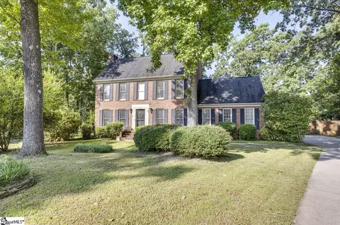 109 Smithwood Ct, Simpsonville, SC 29681