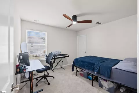 Bedroom - 147 Somerset Ln, Central, SC 29630 photo 3 of 8