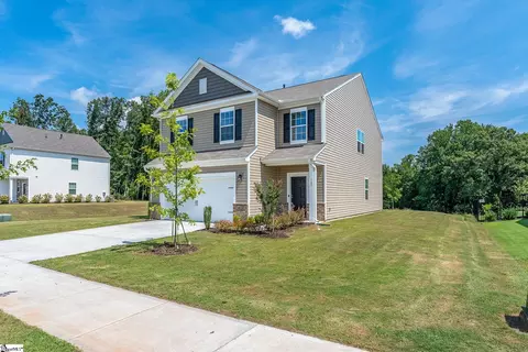 Exterior - 147 Somerset Ln, Central, SC 29630 photo 3 of 6