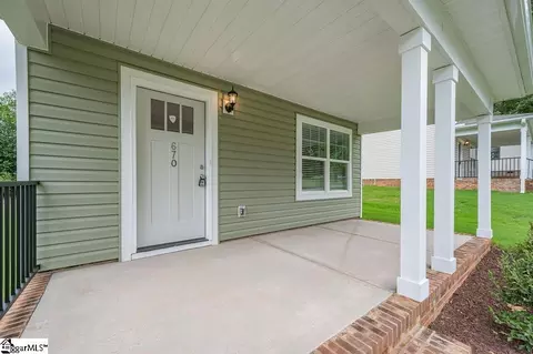 670 Saxon Ave, Spartanburg, SC 29301