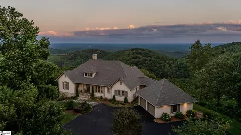 208 Craggy Rock Ln, Landrum, SC 29356