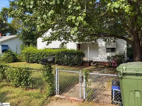 2319 Westview Dr, Cayce, SC 29033