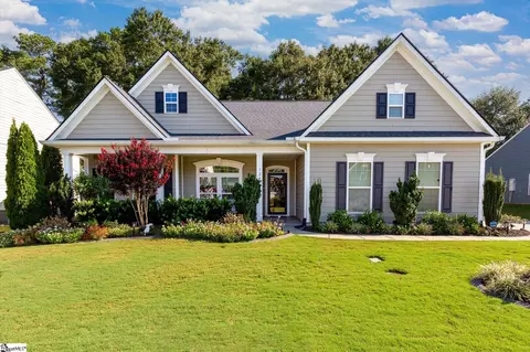 124 Village Vista Dr, Fountain Inn, SC 29644