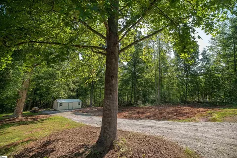 17 Cardo Ln, Fountain Inn, SC 29644