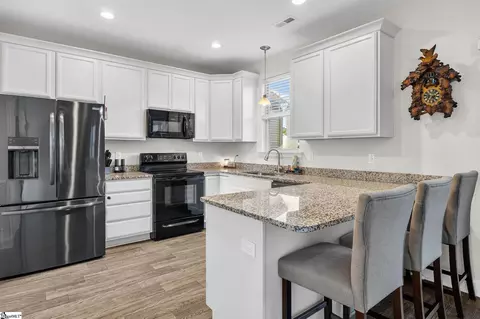 Kitchen - 486 Vestry Pl, Moore, SC 29369 photo 1 of 2