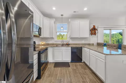Kitchen - 486 Vestry Pl, Moore, SC 29369 photo 2 of 2