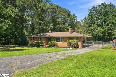 406 Jasmine St, Spartanburg, SC 29303