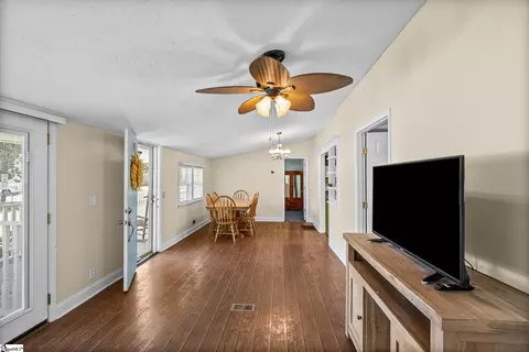 Living - 112 Bert Ct, Greer, SC 29651 photo 3 of 3