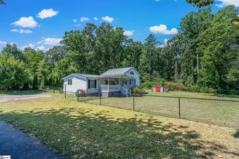 Exterior - 112 Bert Ct, Greer, SC 29651 photo 6 of 8