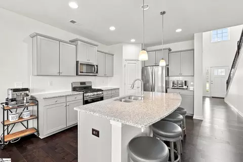 Kitchen - 577 Shrine Ct, Lyman, SC 29365 photo 1 of 6