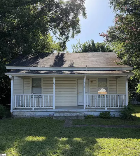25 Moody St, Greenville, SC 29611