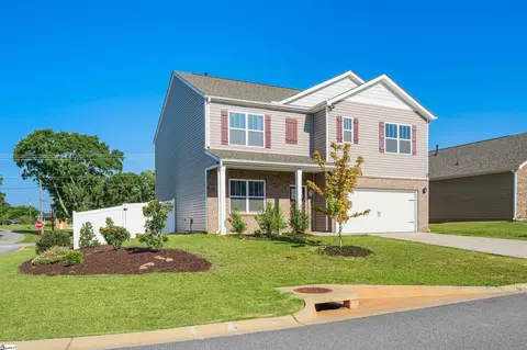 220 Slateford Cir, Piedmont, SC 29673