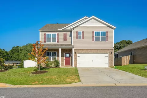 220 Slateford Cir, Piedmont, SC 29673