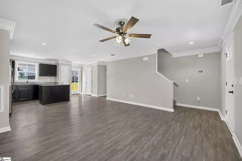 Living - 406 Edenvale Dr, Greer, SC 29651 photo 2 of 4