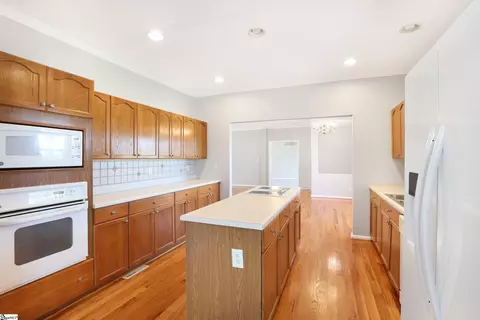 Kitchen - 778 Belle Shoals Rd, Pickens, SC 29671 photo 4 of 6