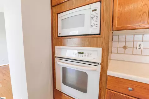 Kitchen - 778 Belle Shoals Rd, Pickens, SC 29671 photo 6 of 6