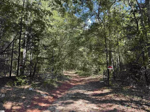 4174 Georgia Rd, Gray Court, SC 29645