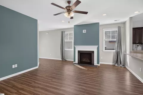 Living - 215 Press Way, Pendleton, SC 29670 photo 3 of 6