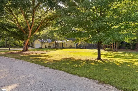 Exterior - 107 Holcombs Hollow Rd, Sunset, SC 29685 photo 2 of 9