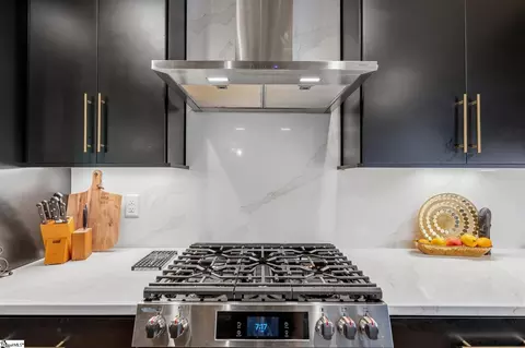 Kitchen - 107 Holcombs Hollow Rd, Sunset, SC 29685 photo 5 of 6