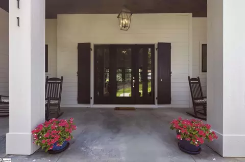 Exterior - 511 Oakdale Ln, Seneca, SC 29672 photo 2 of 9