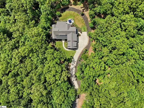 View/Area - 511 Oakdale Ln, Seneca, SC 29672 photo 1 of 5