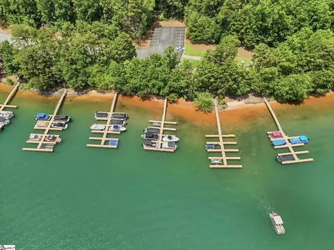 View/Area - 511 Oakdale Ln, Seneca, SC 29672 photo 5 of 5
