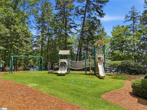 Exterior - 511 Oakdale Ln, Seneca, SC 29672 photo 9 of 9