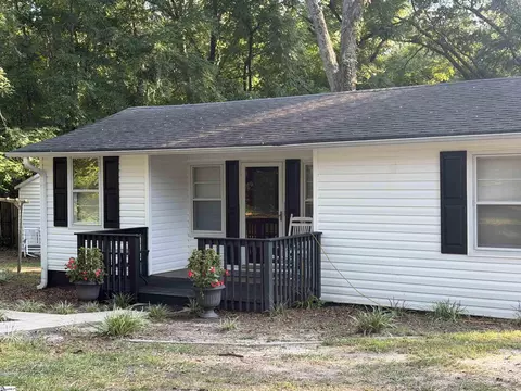 2127 Hellams Rd, Gray Court, SC 29645