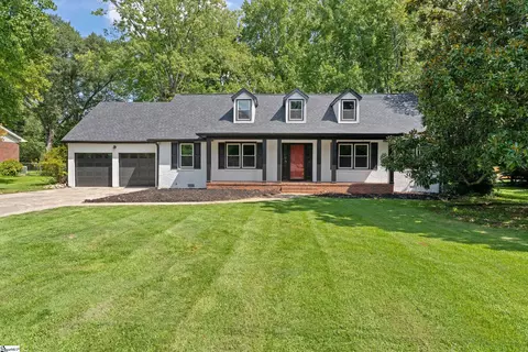 201 Rosemary Ln, Greenville, SC 29615