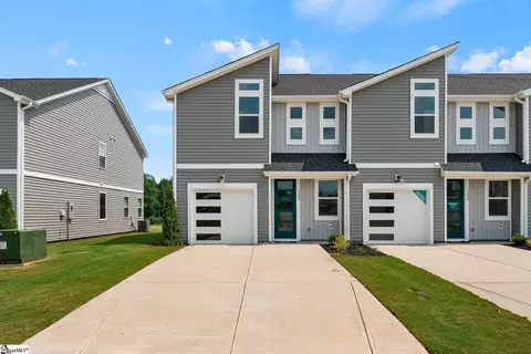 1306 Westgate Village Dr, Spartanburg, SC 29301