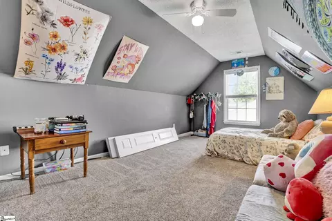 Bedroom - 8 Seaside Ln, Greer, SC 29650 photo 6 of 9
