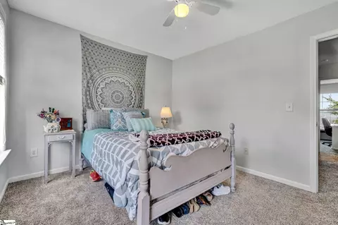 Bedroom - 8 Seaside Ln, Greer, SC 29650 photo 3 of 9