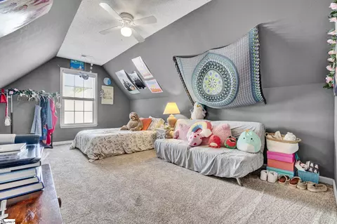 Bedroom - 8 Seaside Ln, Greer, SC 29650 photo 5 of 9