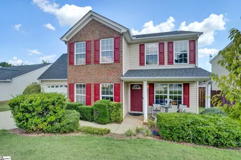 Exterior - 8 Seaside Ln, Greer, SC 29650 photo 3 of 10